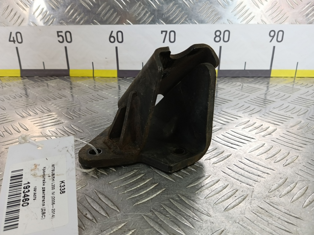 кронштейн двигателя (двс) MITSUBISHI L200  2.5 DI-D MT (136 л.с.)L200  IV (2006—2014) Пикап 1091A079, 520 рублей, Москва