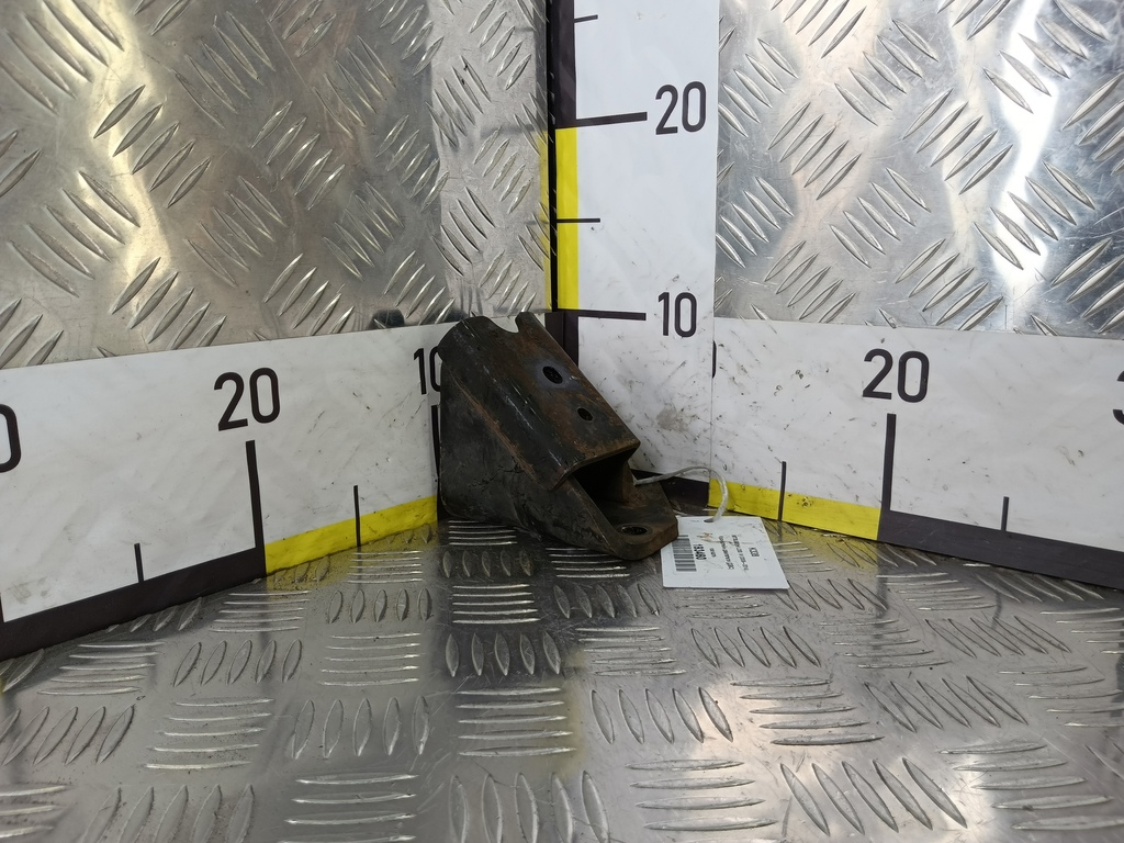 кронштейн двигателя (двс) MITSUBISHI L200  2.5 DI-D MT (136 л.с.)L200  IV (2006—2014) Пикап 1091A079, 520 рублей, Москва