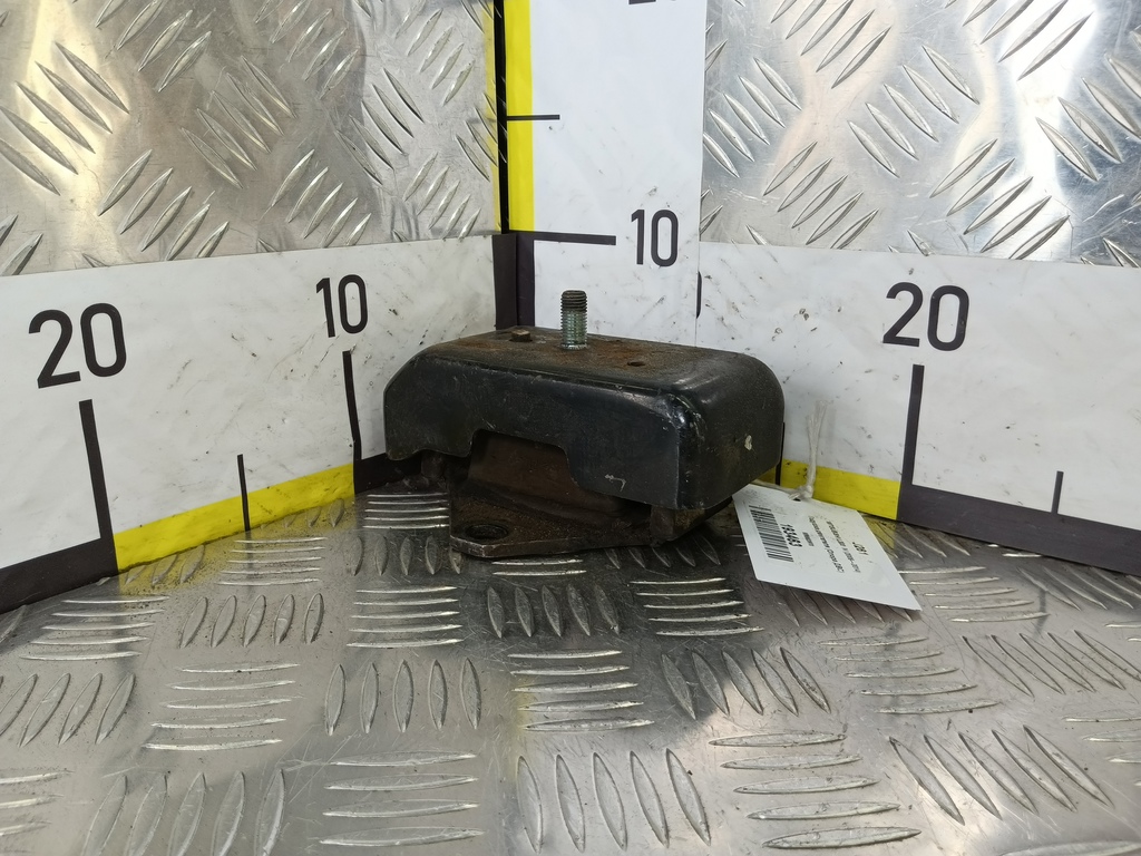 подушка двигателя (опора двс) MITSUBISHI L200  2.5 DI-D MT (136 л.с.)L200  IV (2006—2014) Пикап MR992670, 750 рублей, Москва