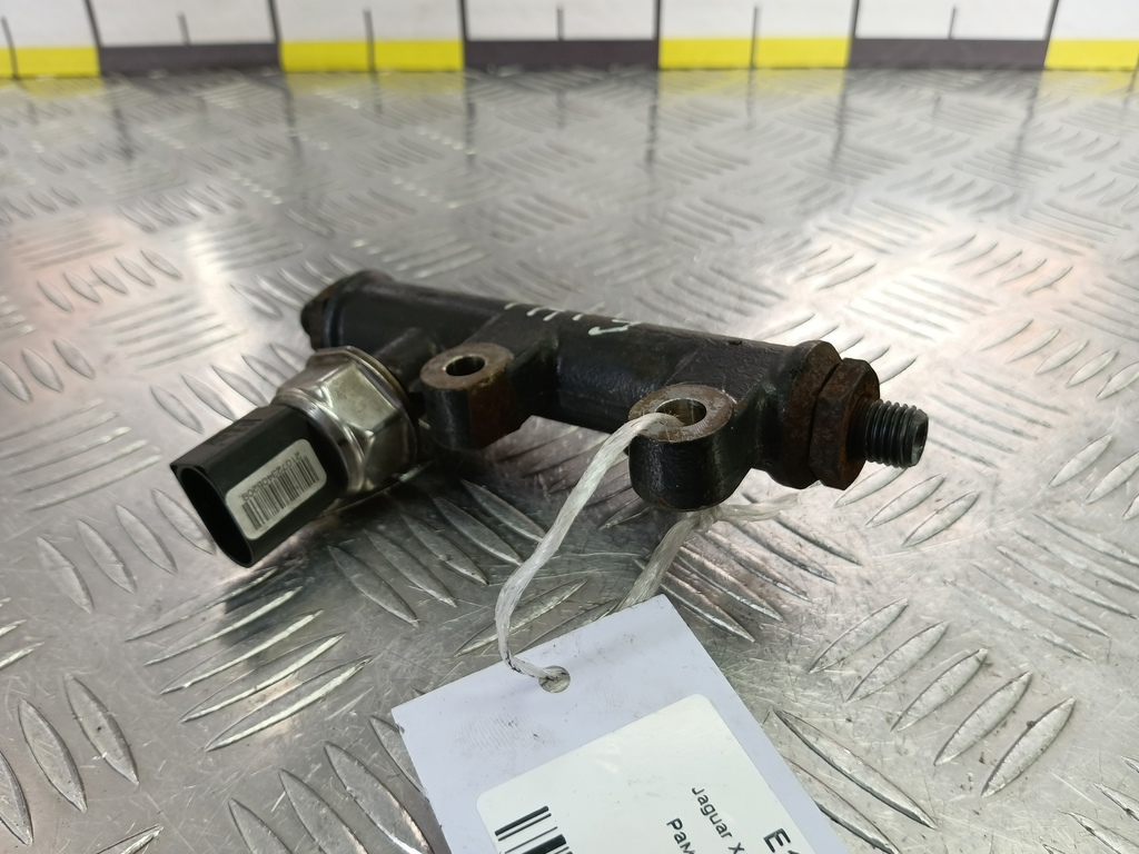 рампа топливная Jaguar XF 2.7 AT (207 л.с.)XF  I (2007—2011) Седан C2S43326, 3160 рублей, Москва