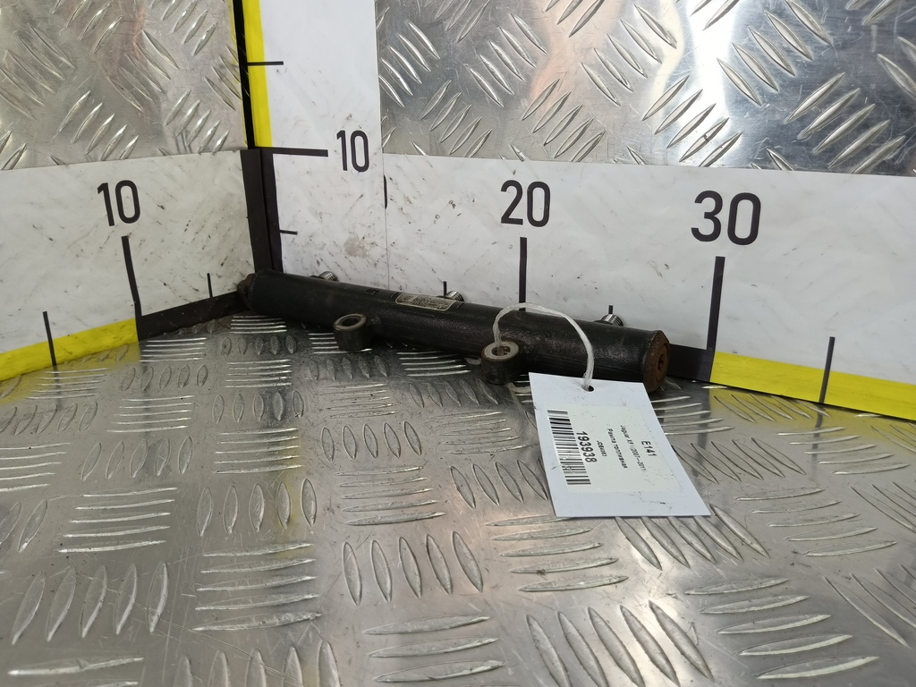 рампа топливная Jaguar XF 2.7 AT (207 л.с.)XF  I (2007—2011) Седан JDE4063, 1550 рублей, Москва