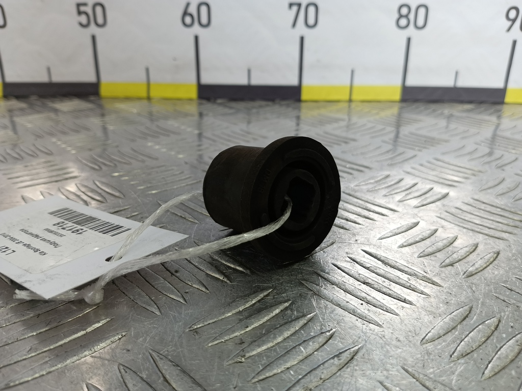 подушка радиатора Kia SPORTAGE  253352E000, 520 рублей, Москва