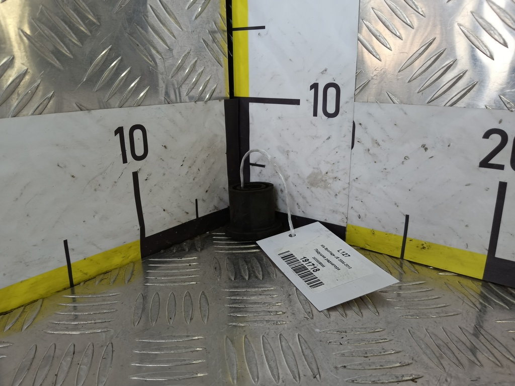 подушка радиатора Kia SPORTAGE  253352E000, 520 рублей, Москва