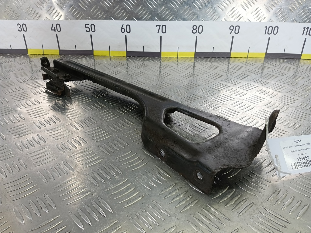 кронштейн радиатора SUZUKI JIMNY 1.3 4WD MT (86 л.с.)Jimny  III рестайлинг (2005—2012) Внедорожник 7142081AA0, 980 рублей, Москва