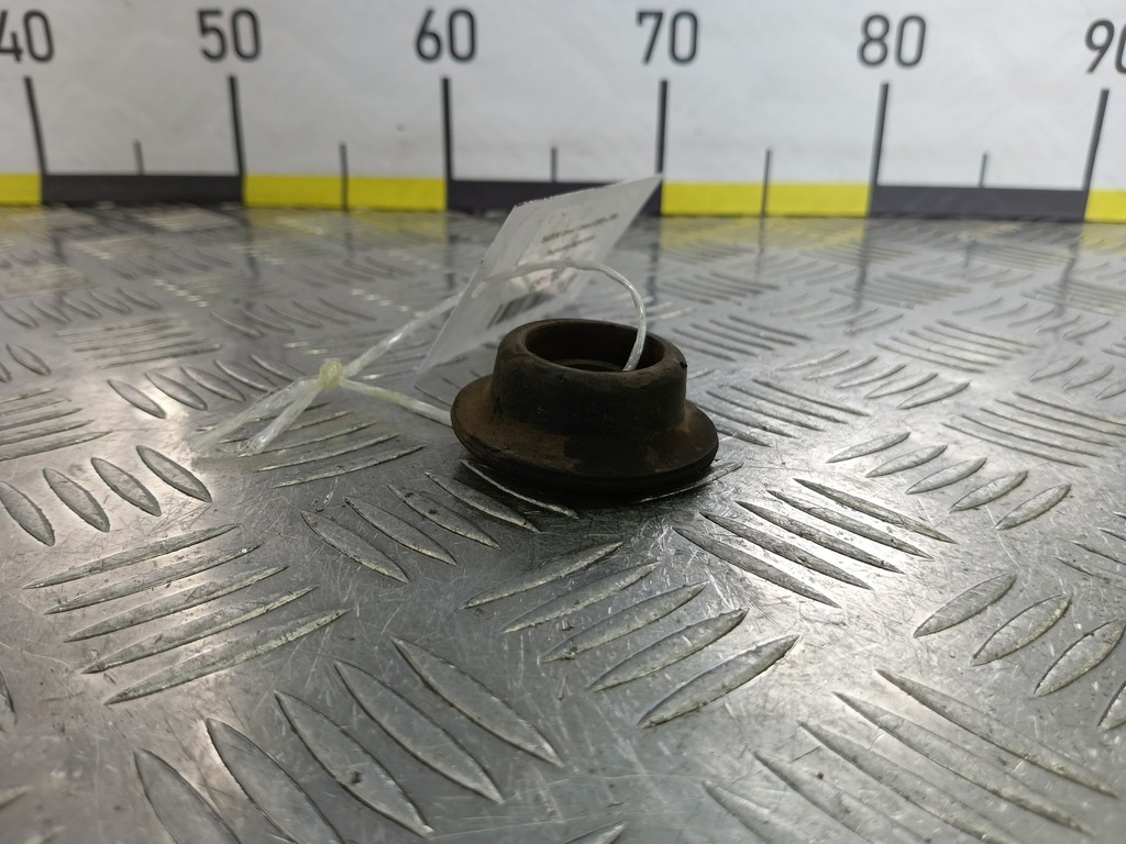 подушка радиатора SUZUKI Grand Vitara  1781354G01, 520 рублей, Москва