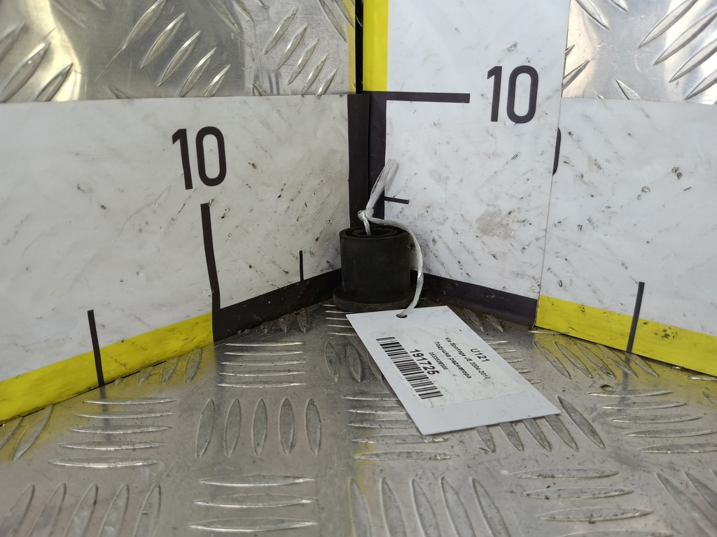 подушка радиатора Kia SPORTAGE  253352E000, 520 рублей, Москва