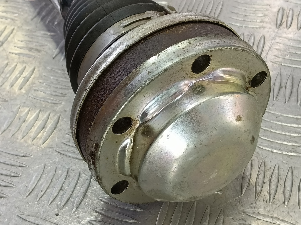 привод AUDI A3 (8V) 2016-2019  5Q0407272E, 9030 рублей, Москва