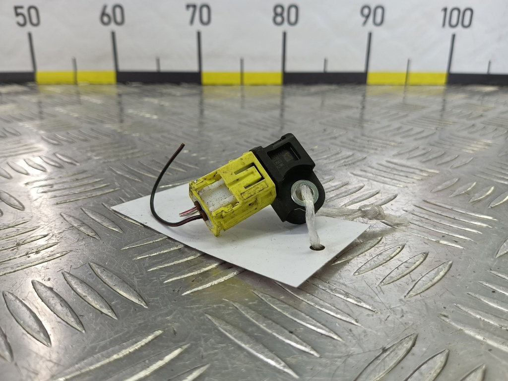 датчик удара (air bag) MITSUBISHI L200  2.4 DID AT (154 л.с.)L200  V (2015—2019) Пикап 8651A245, 860 рублей, Москва