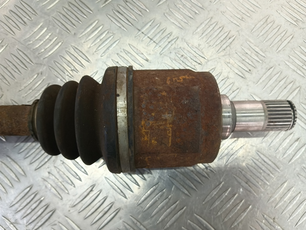 привод HONDA Accord 2.0 AT (155 л.с.)Accord  VII (2002—2006) Седан 44306SEAN00, 6840 рублей, Москва