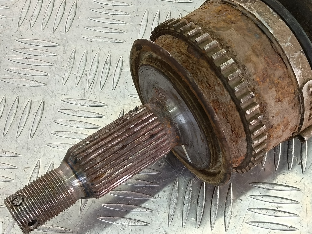 привод MITSUBISHI L200   MR580692, 5000 рублей, Москва