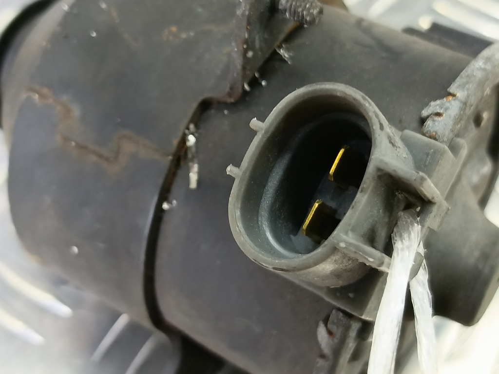 моторчик вентилятора MAZDA 6  LFH215150, 3279 рублей, Москва