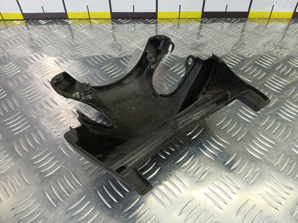 кожух рулевой колонки Iveco Daily  5801277385, 630 рублей, Москва