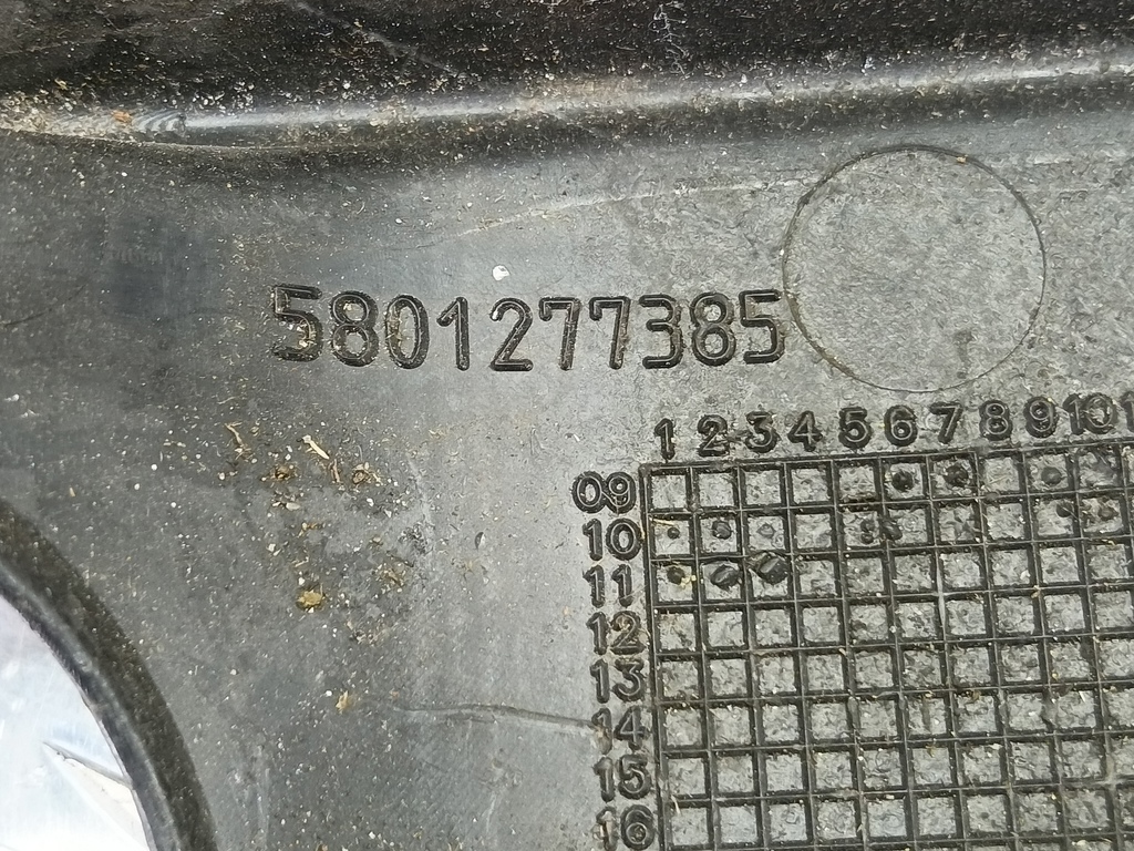 кожух рулевой колонки Iveco Daily  5801277385, 630 рублей, Москва