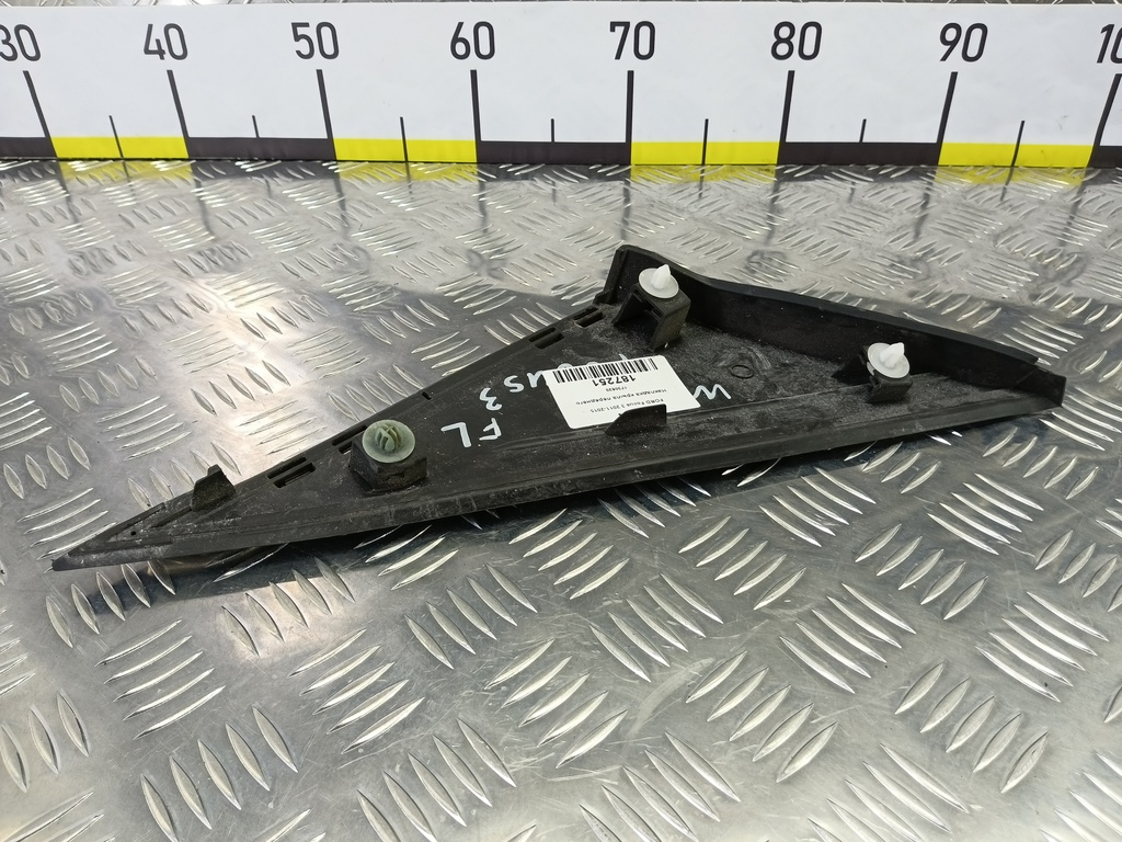 накладка крыла переднего FORD Focus  1730620, 1320 рублей, Москва