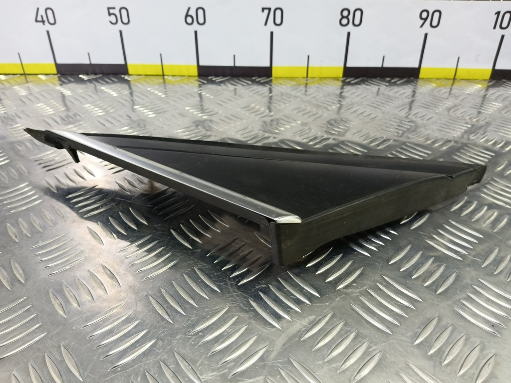 накладка крыла переднего FORD Focus  1730620, 1320 рублей, Москва