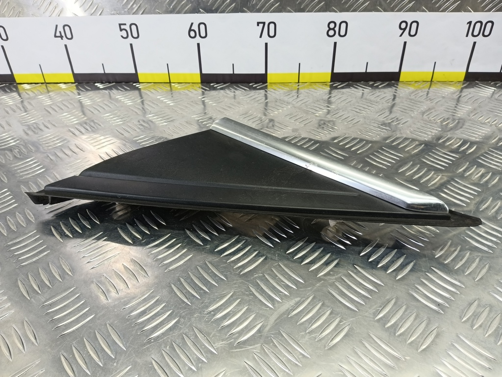 накладка крыла переднего FORD Focus  1730620, 1320 рублей, Москва