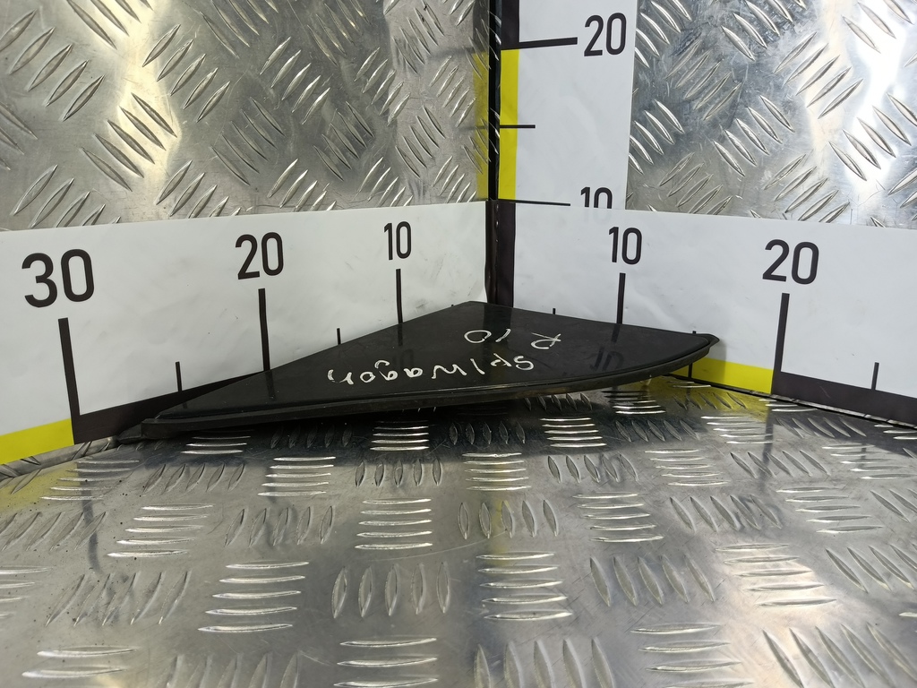 накладка крыла переднего MITSUBISHI Space Wagon  MR342009, 980 рублей, Москва