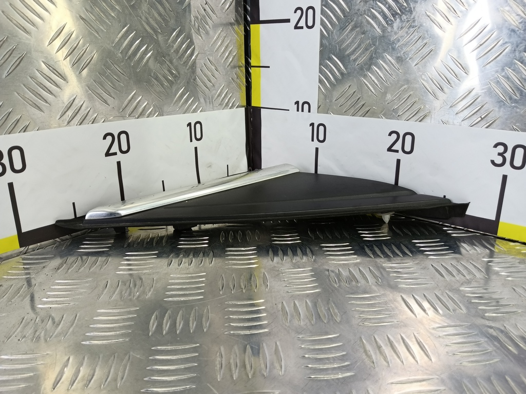 накладка крыла переднего FORD Focus  1730622, 980 рублей, Москва