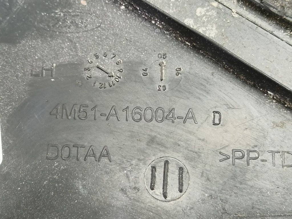 накладка крыла переднего FORD Focus Focus 1683640, 980 рублей, Москва