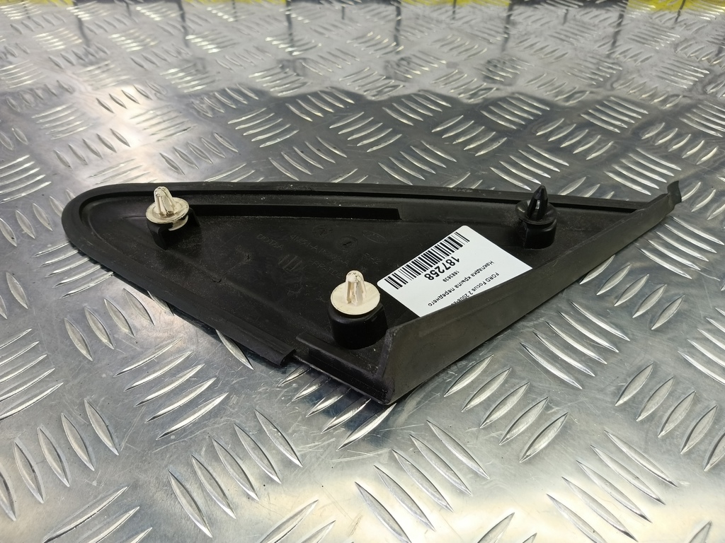 накладка крыла переднего FORD Focus Focus 1683639, 980 рублей, Москва