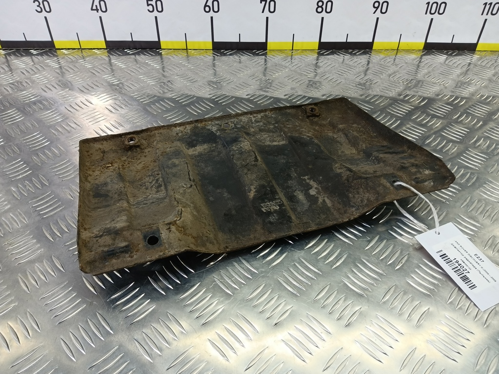 дефлектор радиатора (пыльник) LAND ROVER DISCOVERY  KRB000122, 3620 рублей, Москва