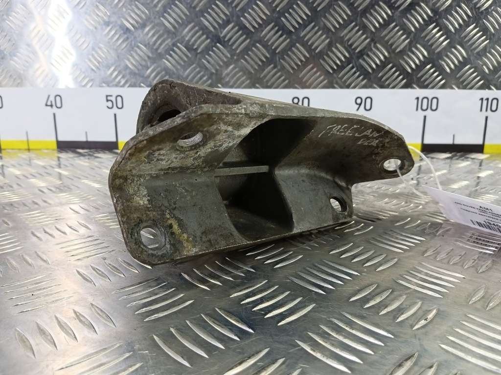 подушка двигателя (опора двс) LAND ROVER FREELANDER  KKB000090, 4770 рублей, Москва