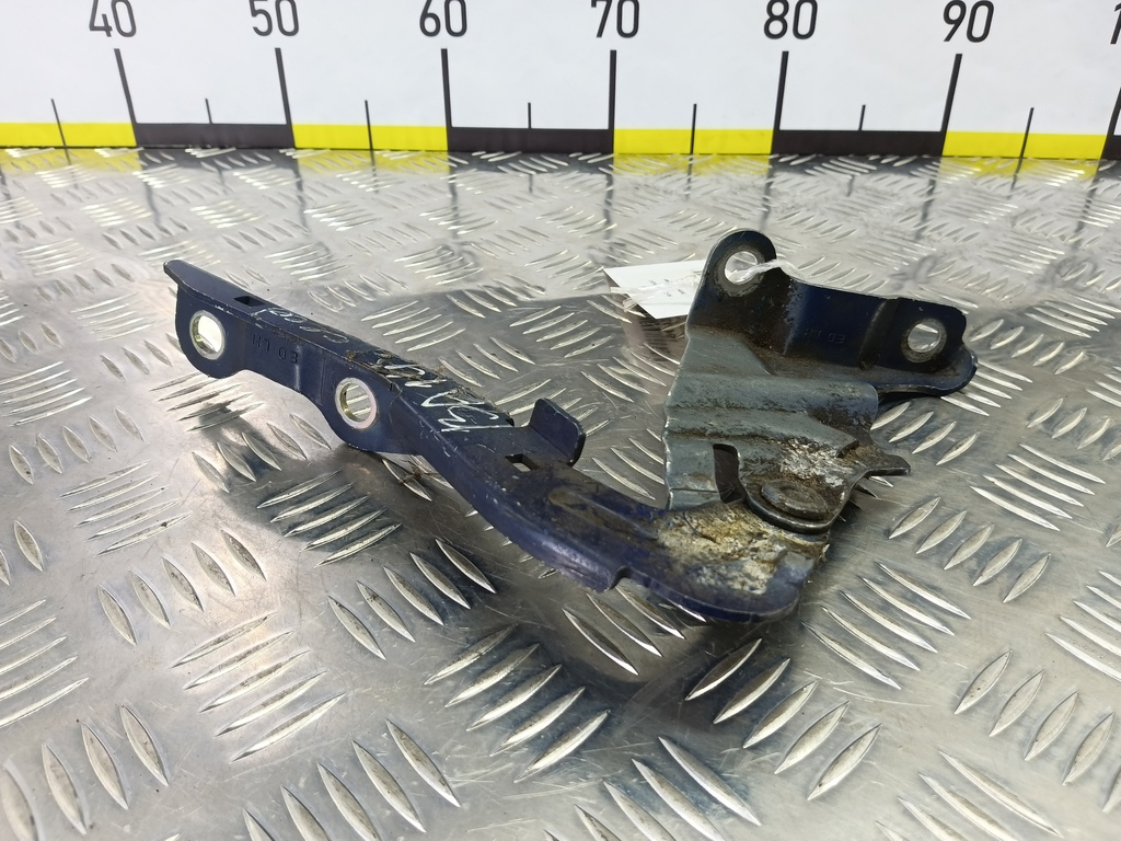 петля капота Kia Ceed  791101H000, 3279 рублей, Москва