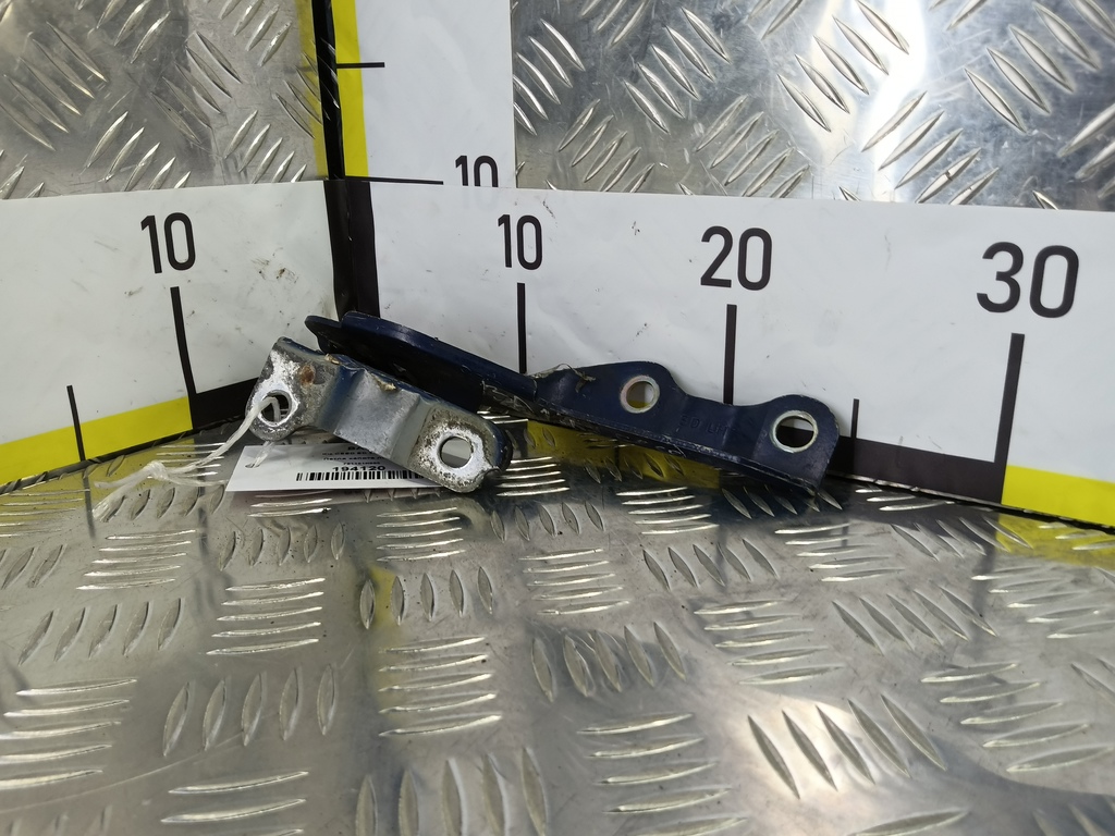 петля капота Kia Ceed  791101H000, 3279 рублей, Москва