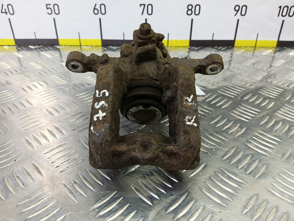 суппорт CHEVROLET  ORLANDO 1.8 AT (141 л.с.)Orlando  I (2010—2018) Минивэн 13300864, 4540 рублей, Москва