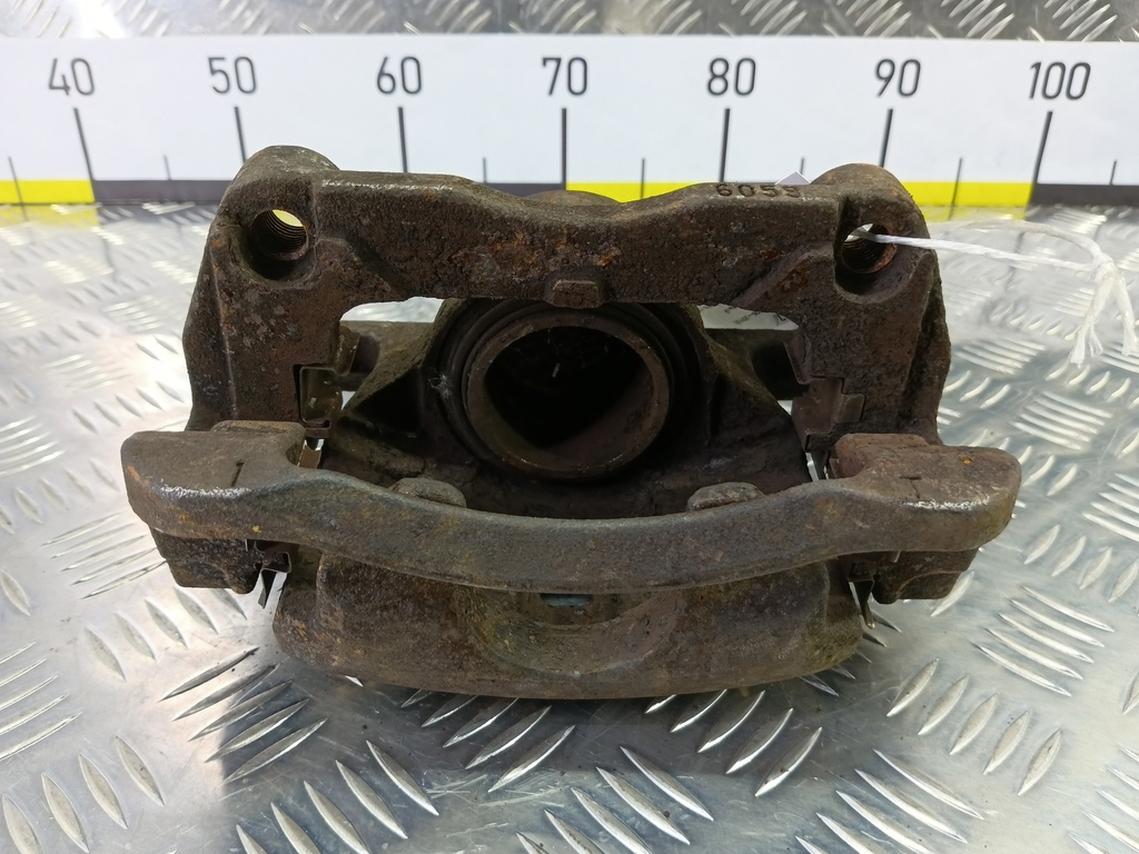 суппорт NISSAN QASHQAI  41011JD00A, 1900 рублей, Москва