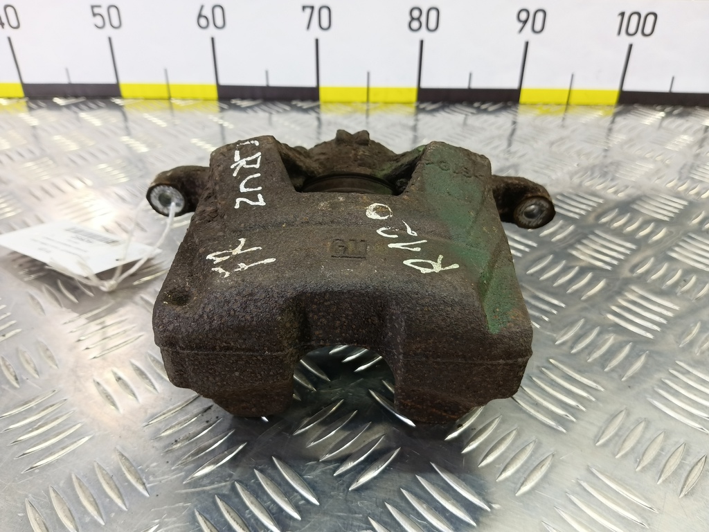 суппорт CHEVROLET  Cruze 1.8 MT (141 л.с.)Cruze  I рестайлинг (2012—2015) Хетчбэк 13301190, 1670 рублей, Москва