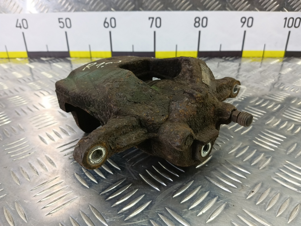 суппорт CHEVROLET  Cruze 1.8 MT (141 л.с.)Cruze  I рестайлинг (2012—2015) Хетчбэк 13301190, 1670 рублей, Москва