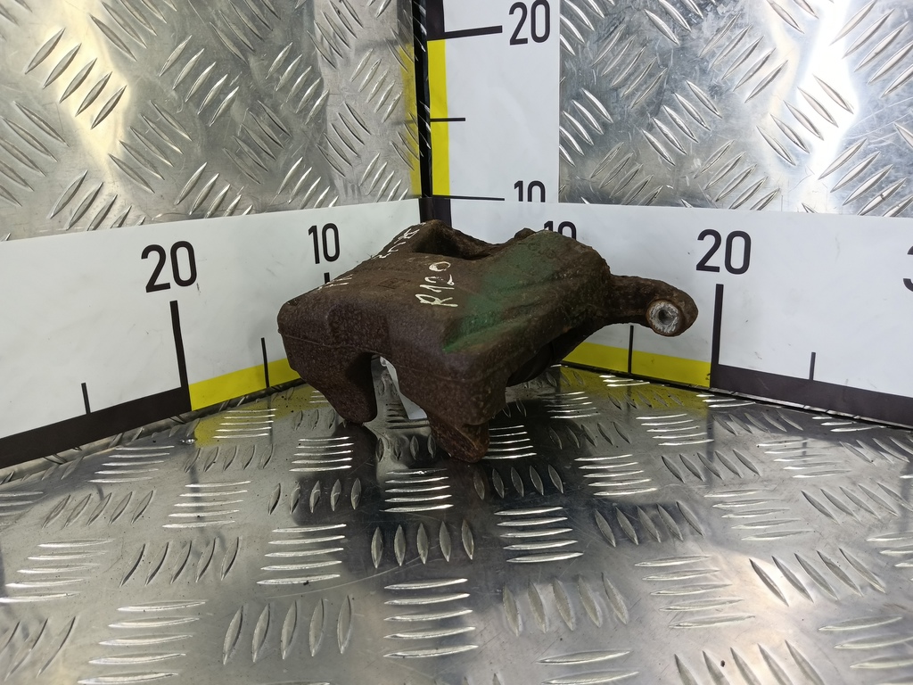 суппорт CHEVROLET  Cruze 1.8 MT (141 л.с.)Cruze  I рестайлинг (2012—2015) Хетчбэк 13301190, 1670 рублей, Москва