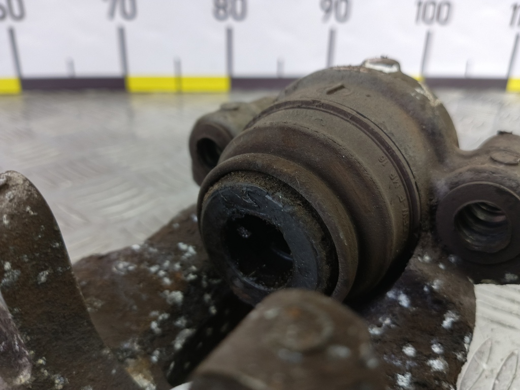 суппорт MERCEDES-BENZ E-класс E 220d 2.1 5G-Tronic (170 л.с.)E-класс  W212/S212/C207/A207 (2009—2013) Седан A2124230181, 980 рублей, Москва