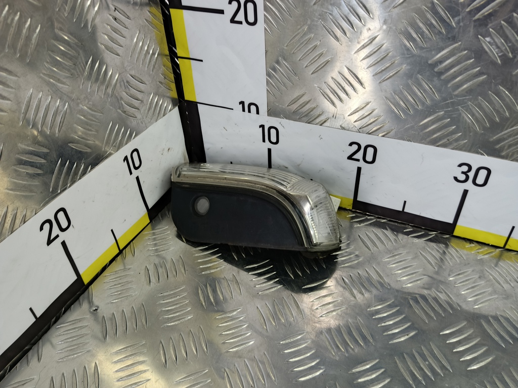 повторитель поворота MITSUBISHI PAJERO  8351A013, 4540 рублей, Москва