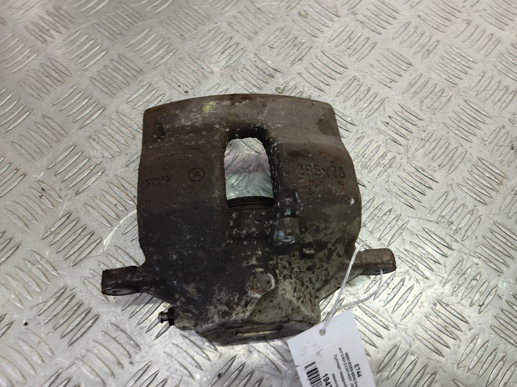 суппорт MERCEDES-BENZ E-класс E 220d 2.1 5G-Tronic (170 л.с.)E-класс  W212/S212/C207/A207 (2009—2013) Седан A2044212481, 980 рублей, Москва