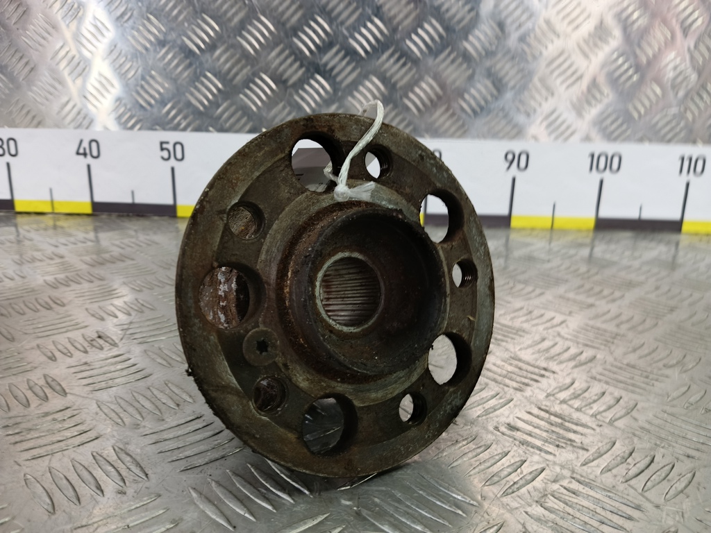 ступица MERCEDES-BENZ E-класс E 220d 2.1 5G-Tronic (170 л.с.)E-класс  W212/S212/C207/A207 (2009—2013) Седан A2119810227, 750 рублей, Москва