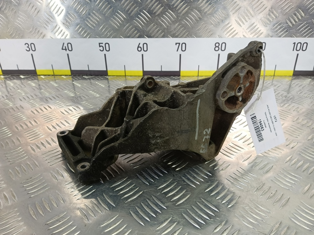 кронштейн генератора LAND ROVER DISCOVERY  YLU500290, 750 рублей, Москва