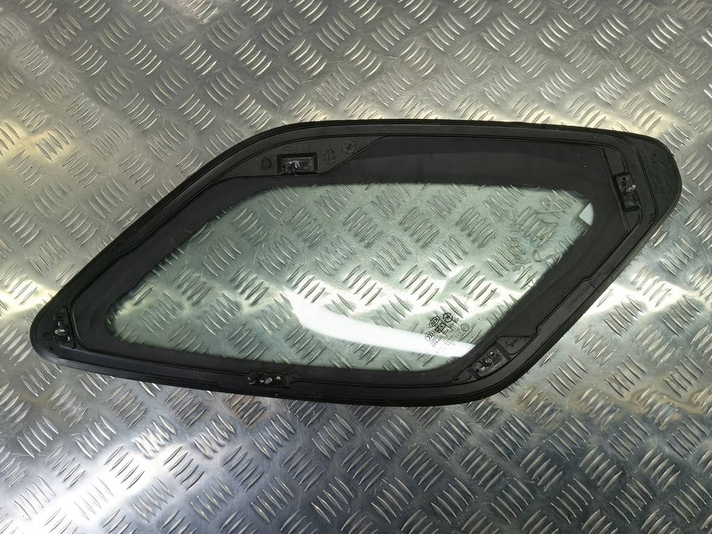 стекло кузовное Kia SPORTAGE  878201F000, 4079 рублей, Москва
