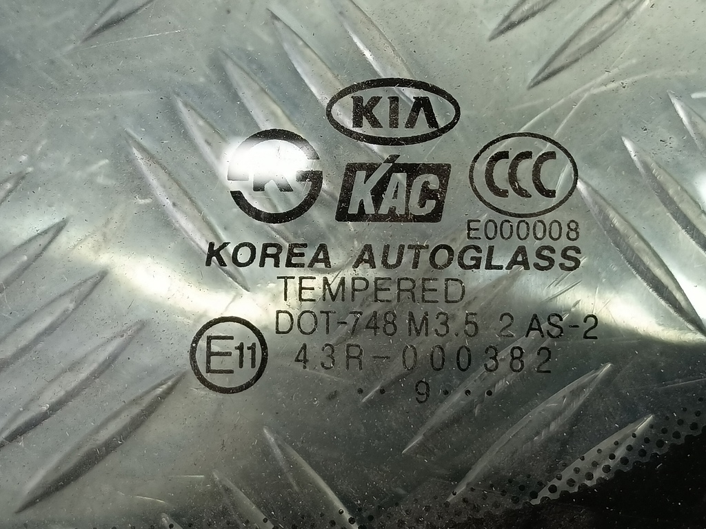 стекло кузовное Kia SPORTAGE  878201F000, 4079 рублей, Москва