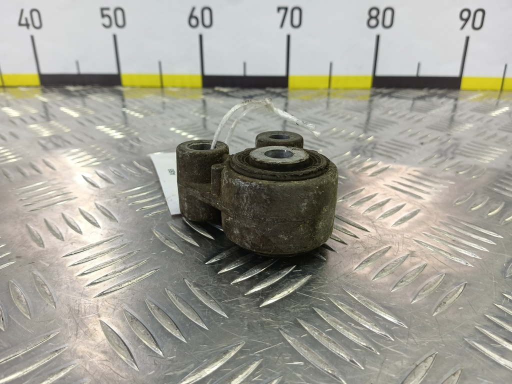 кронштейн двигателя (двс) FORD Focus Focus 1370378, 980 рублей, Москва