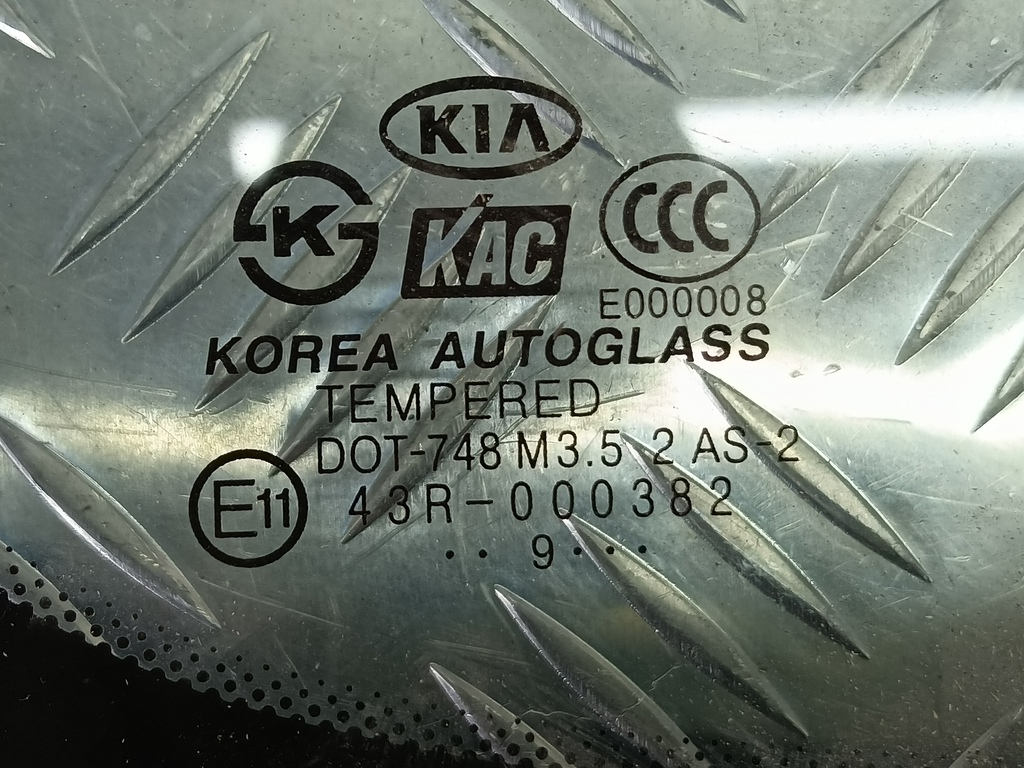 стекло кузовное Kia SPORTAGE  878101F000, 2700 рублей, Москва