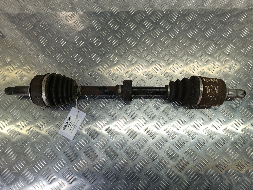 привод HONDA Accord 2.4 AT (160 л.с.)Accord  VII (2002—2006) Универсал 44306SEAN00, 11900 рублей, Москва