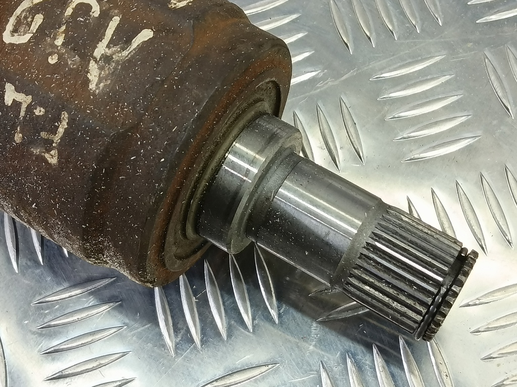 привод HONDA Accord 2.4 AT (160 л.с.)Accord  VII (2002—2006) Универсал 44306SEAN00, 11900 рублей, Москва