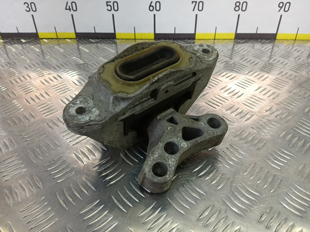 подушка двигателя (опора двс) CHEVROLET  Cruze 1.8 MT (141 л.с.)Cruze  I рестайлинг (2012—2015) Хетчбэк 13347455, 4660 рублей, Москва