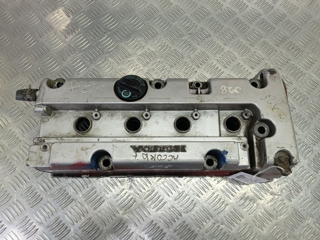 крышка головки блока (клапанная) HONDA Accord 2.0 AT (155 л.с.)Accord  VII (2002—2006) Седан 12310RAAA00, 2700 рублей, Москва