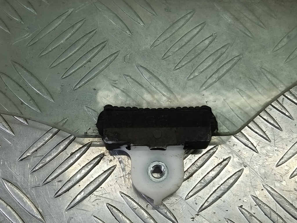 стекло двери MITSUBISHI ASX  5706A581, 3850 рублей, Москва