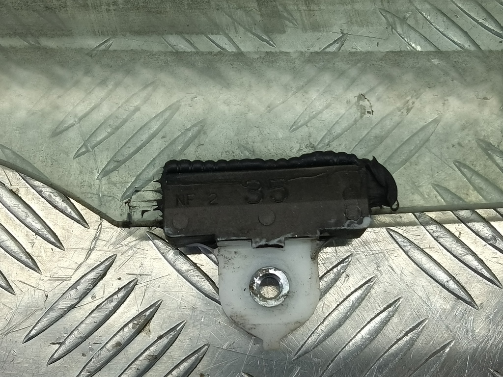 стекло двери MITSUBISHI ASX  5706A581, 3850 рублей, Москва