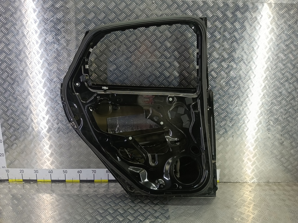 дверь FORD Focus 2.0 AMT (160 л.с.)Focus  III рестайлинг (2014—2019) Седан DM5Z5824631C, 19380 рублей, Москва