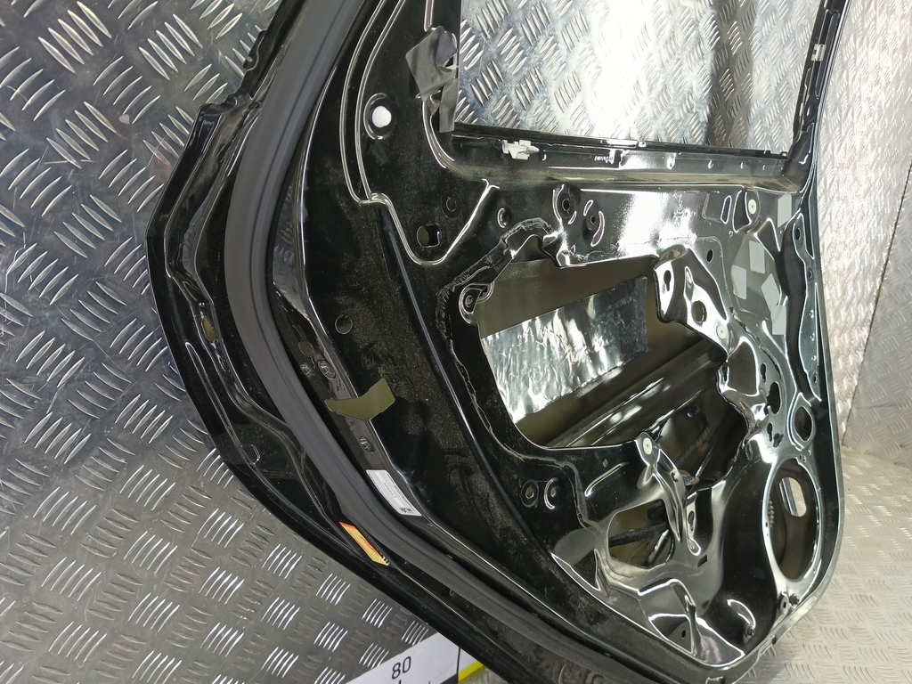 дверь FORD Focus 2.0 AMT (160 л.с.)Focus  III рестайлинг (2014—2019) Седан DM5Z5824631C, 19380 рублей, Москва